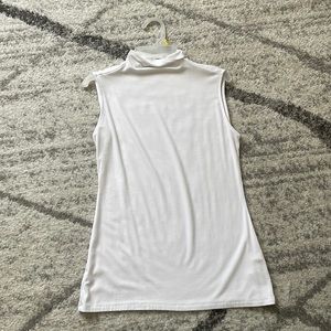 Plain White Sleeveless Mock Turtleneck (L)